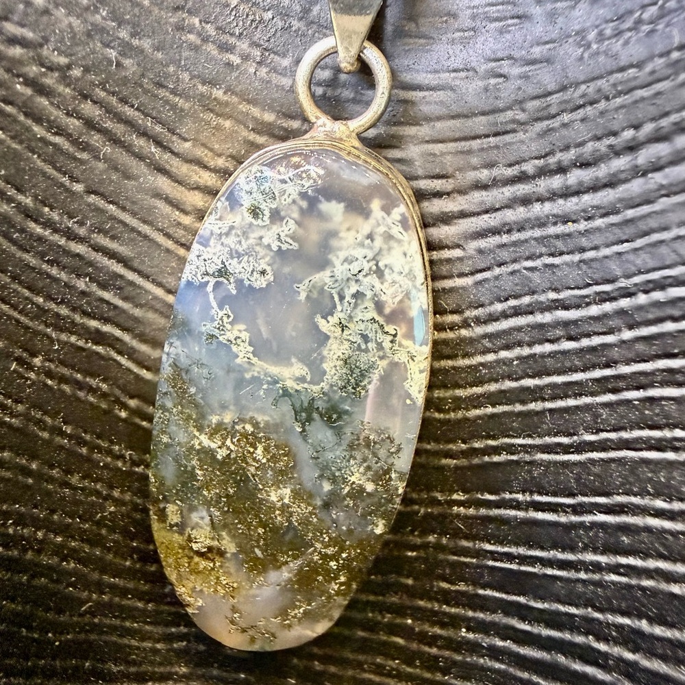 Silver Moss Agate pendant Necklace - Picture 5 of 16